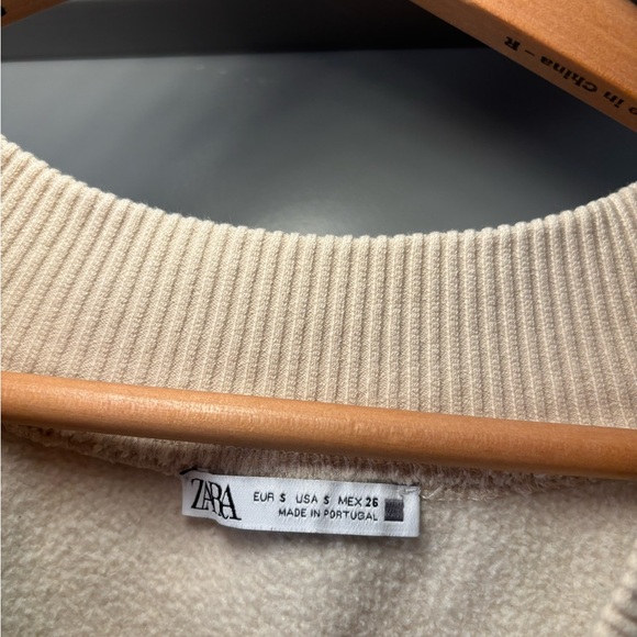 Zara Sweater Vest - Picture 2 of 4